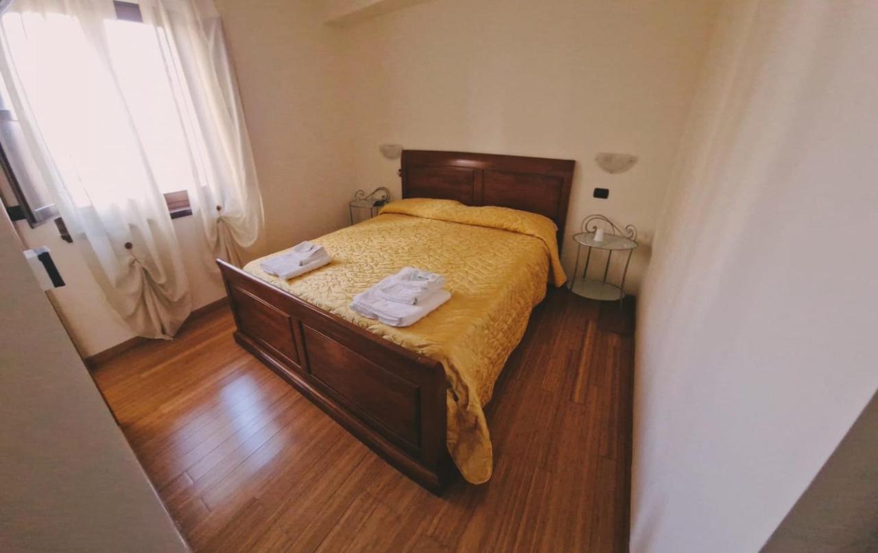 Casa Di Fiore Bad And Breakfast Bed & Breakfast San Giovanni in Fiore Exterior photo